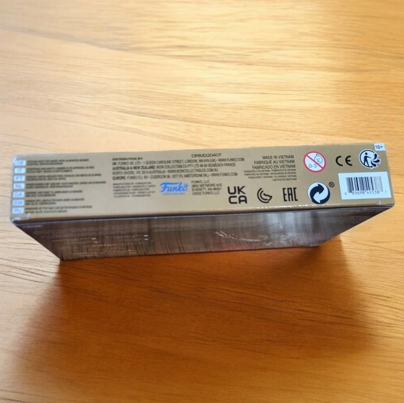 ๐๏ธ Funko Bayonetta Bloody Fate Scarborough Fair Vinyl Collectibles - Picture 3 of 5